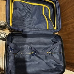 【機内持ち込み可】スーツケース ブラック TSAロック付（ハンドル微難あり）の画像