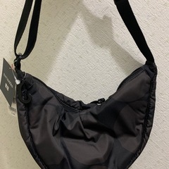 新品未使用✨UNIQLO マリメッコ ドット ショルダーの画像