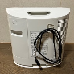 【美品】Panasonic 加湿セラミックファンヒーターの画像