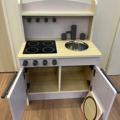 木製おままごとキッチン の画像