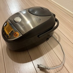 象印　炊飯器の画像