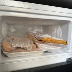 ほぼ新品級◆Hisense HR-B91HW 小型冷蔵庫（87L）2025 ◆〜12/28受取優先の画像