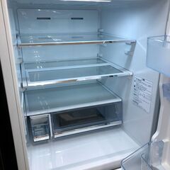 【ジャングルジャングル石津店】ハイセンス 283L 3ドア冷蔵庫 e angle select ガラスホワイト HR-GC28E2W  2022年式　おしゃれ　二人暮らし　インテリア　新生活 堺市 堺区 西区 石津の画像