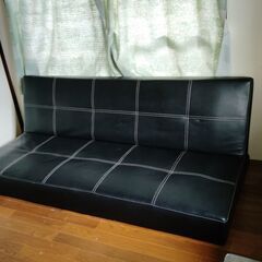 ソファーベッドの画像