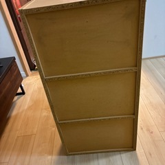 3段ボックスの画像