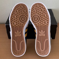 替え紐おまけ【未使用 23.5cm】adidasアディダススニーカーEG2488ブラック黒 の画像