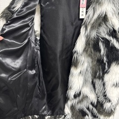 ◇EGOIST フェイクファーベストの画像