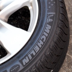 日産 エルグランド E52 スタッドレスタイヤ 215/55R16 純正アルミホイール 千葉県印西市からの画像
