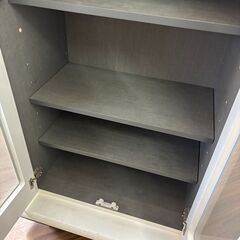【ジモティー割あり】【ジャングル守口店】食器棚　スリム食器棚の画像