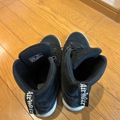 ドクターマーチン　スニーカー　黒　中古　27.0の画像