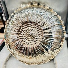 ブチェラッティ デイジーボウルの画像