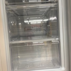 Hisense 61L 冷凍庫【リサイクルフカツ岡崎倉庫店】251224YS-16の画像