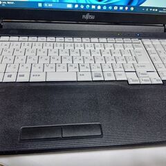 第八世代  バージョン25H2　Windows11 　office 2021   LIFEBOOK A 579/CX  Corei5-8520Uメモリ8GB  SSD240GBの画像