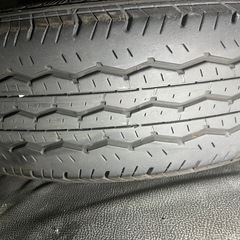 195/80r15 107/105N LTノーマルBridgestone 48週21年製と純正ハイエース用4本セットの画像