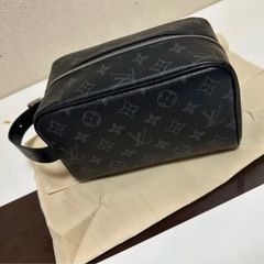 LUIS VUITTONロッカードップキッド
の画像