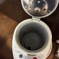 タイガーマイコン電気ポットの画像