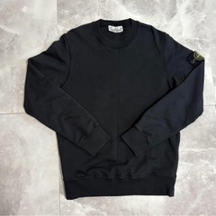 stone islandトレーナーの画像