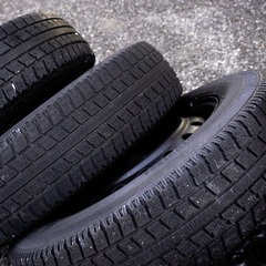 スタッドレスタイヤ3本 夏タイヤ１本 鉄ホイール４本セット 145/80R13 タント ミラ ムーブ　千葉県印西市からの画像