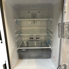 【ジ0924-11】コンパクトサイズ‼️単身用にピッタリ‼️ 三菱ノンフロン冷凍冷蔵庫　冷蔵庫  2020年製の画像