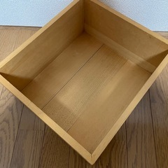 木製収納ボックスの画像