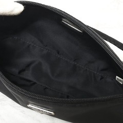 【未使用級】PRADA プラダ ナイロン アクセサリーポーチ ハンドバッグ の画像