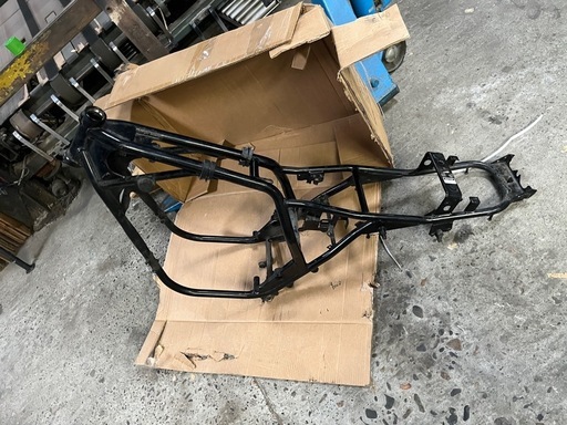 xjr400 4hm フレーム (x.jp) 赤塚のヤマハの中古あげます・譲ります