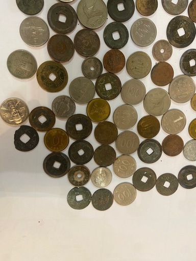 昔のお金海外のお金111枚
