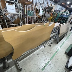 【直接引取限定】会議机　折りたたみ タイヤ付き 残り10台前後の画像