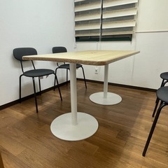 テーブル、机の画像