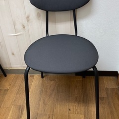 イス　黒の画像