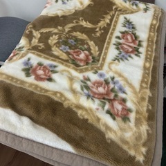 毛布　寝具　厚手　花柄　シングルサイズの画像