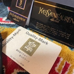 正規本物イヴ・サンローラン　エナメル長財布の画像