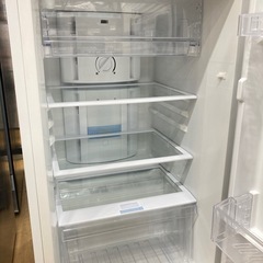 【トレファク高槻店】安心の6ヶ月間保証！取りに来れる方限定！Haier（ハイアール）の2ドア冷蔵庫のご紹介です！の画像