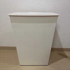 ゴミ箱の画像