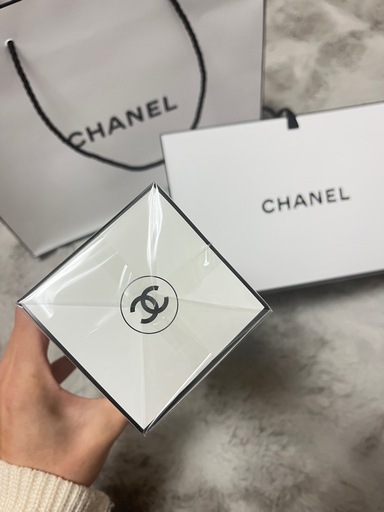 CHANEL N°5 ザ ホワイト ゴールド ボディ オイル
