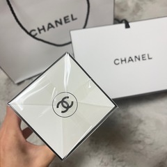 CHANEL N°5 ザ ホワイト ゴールド ボディ オイルの画像