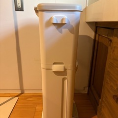 分別ゴミ箱の画像