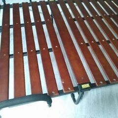 年末年始セール！高脚折り畳みシングルすのこベッドの画像