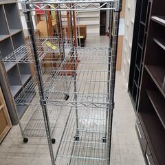 J1984　【リユースのサカイ柏店】　4段メタルラック　クリーニング済みの画像
