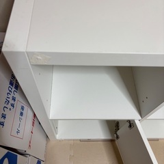 イケア、カラックス4×2の画像