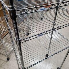 J1985　【リユースのサカイ柏店】　4段メタルラック　クリーニング済みの画像