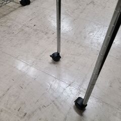 J1985　【リユースのサカイ柏店】　4段メタルラック　クリーニング済みの画像