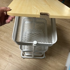 スチールワゴン天板付きの画像