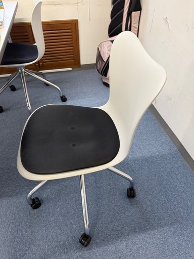 オフィスチェア