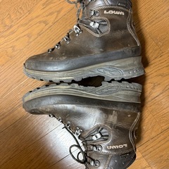 登山靴　LOWA タホー プロ II ／25.5cmくらいの画像