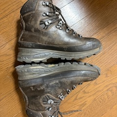 登山靴　LOWA タホー プロ II ／25.5cmくらいの画像
