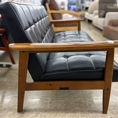 カリモク60    Kチェア2シーター　W36173BW    ブラックの画像