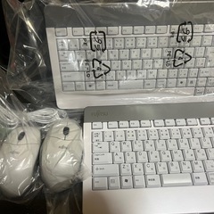 FUJITSU 新品キーボードマウス2個セットの画像