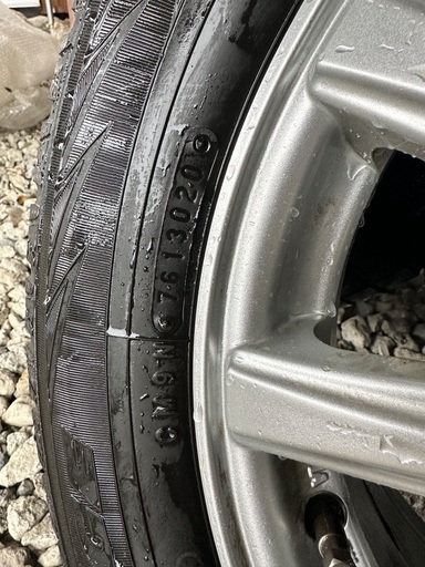 プリウス30系用冬用ホイール（アルミボルト付き）です。(195/65R15)