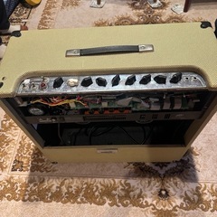 ギターアンプ　peavy classic 50 動作品　パネル今のところ欠品
の画像